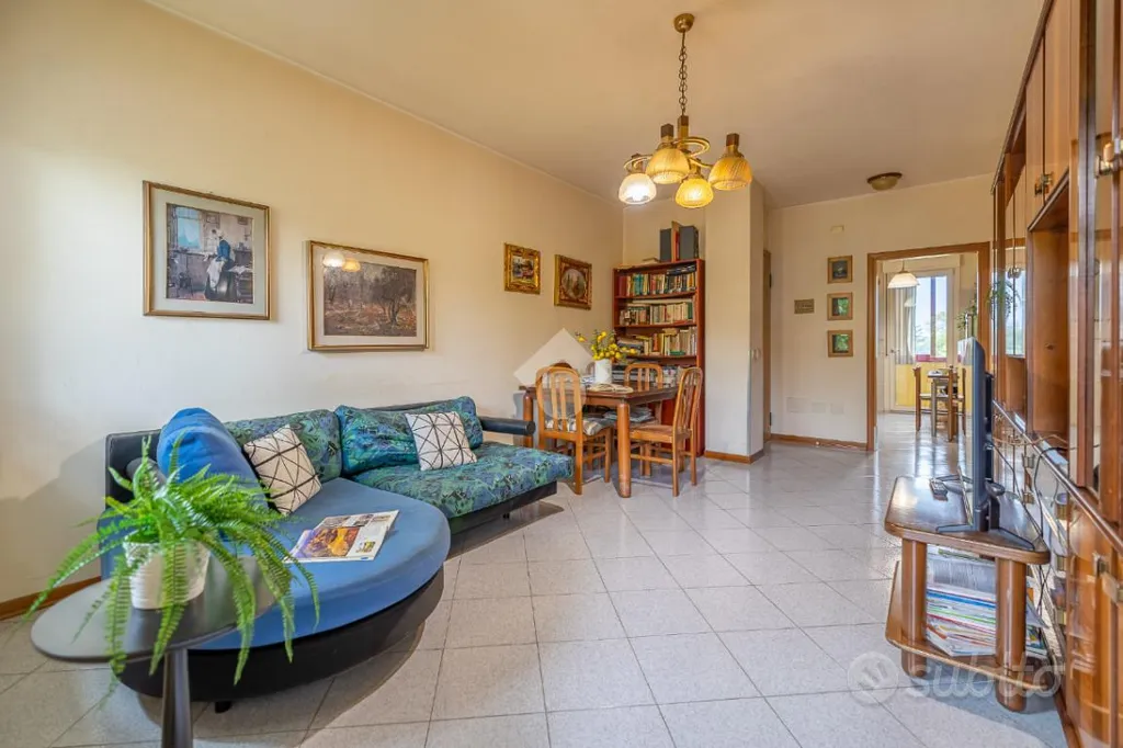 Elutuba - Rearranged Apartment with Balcony in Cesenatico