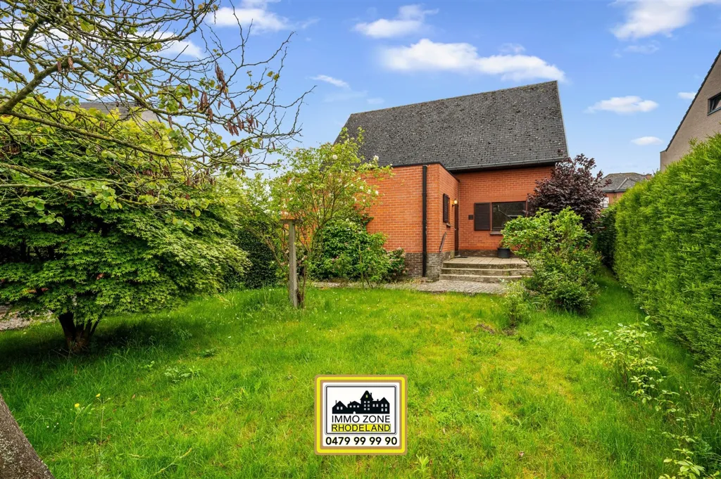 Garden - Spacious Bungalow with Garden in Oosterzele