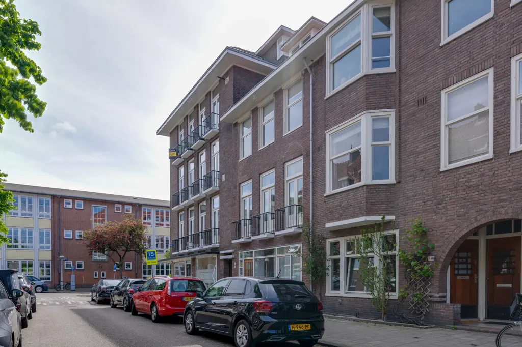 Välivaade - Charming Two-Bedroom Apartment with Balconies in Amsterdam