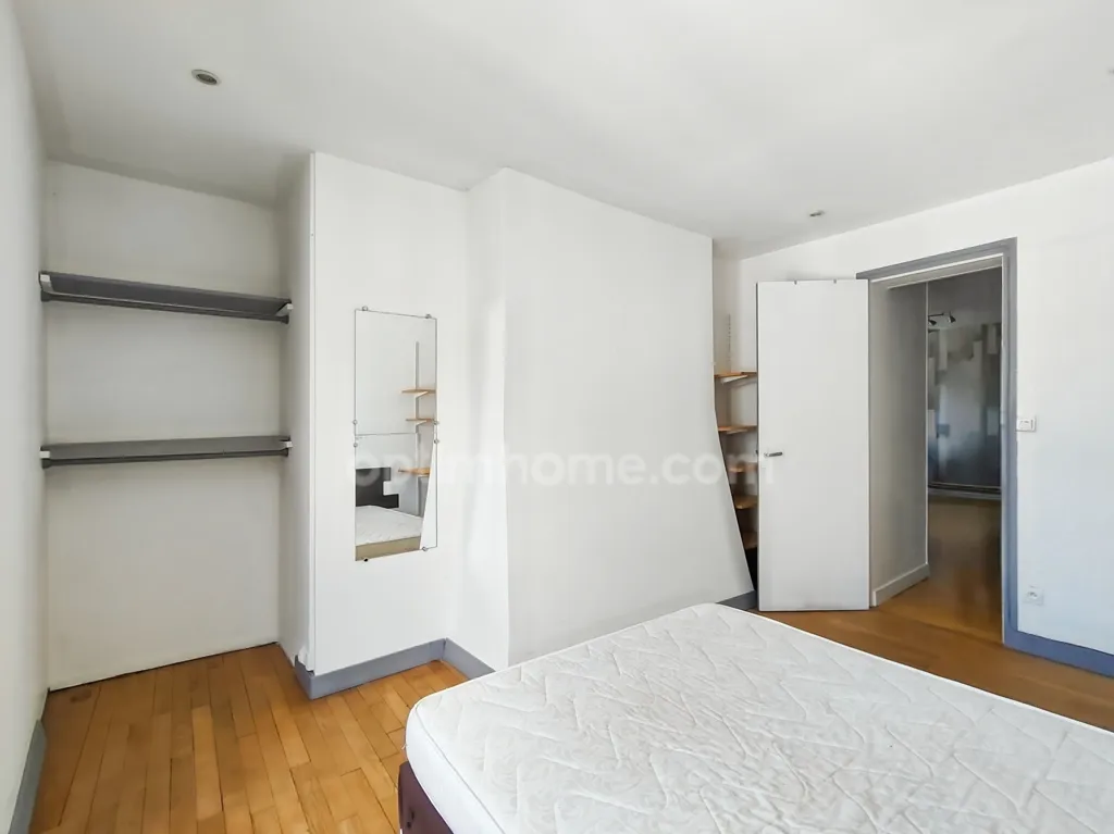 Chambres - Appartement 3 Pièces avec Potentiel Locatif à Bourges