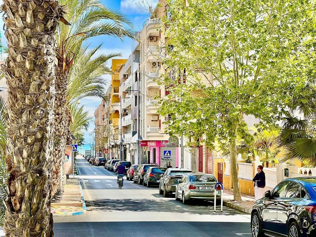 Välivaade - Apartment with Balcony and Garage in Torrevieja