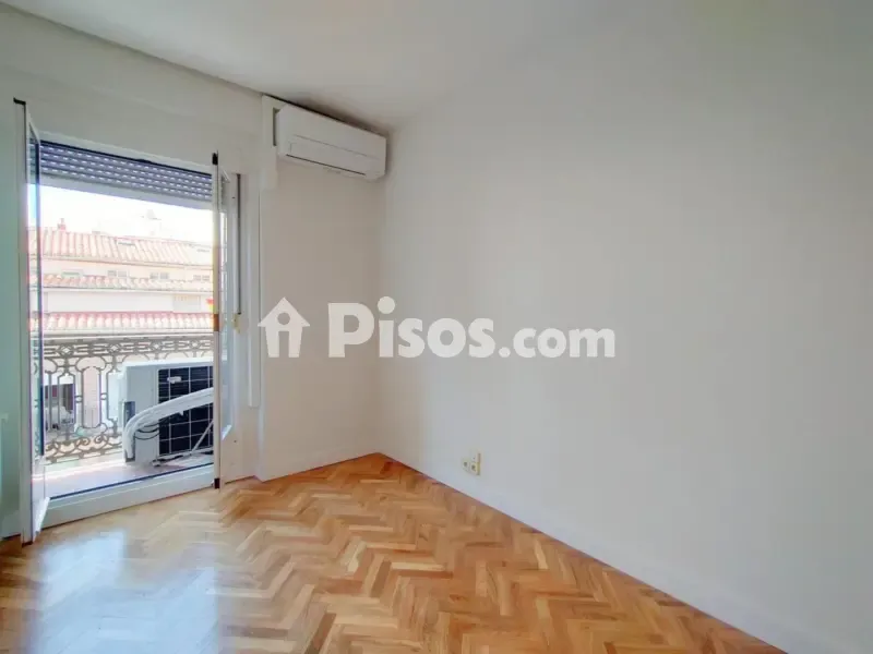 Camere da letto - Apartment with Balcony in Chamberí, Madrid