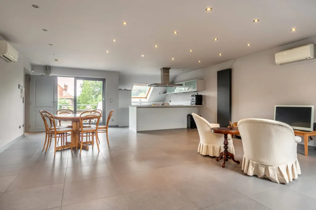 Sala da pranzo - Light-Filled Apartment with Terrace in Diest