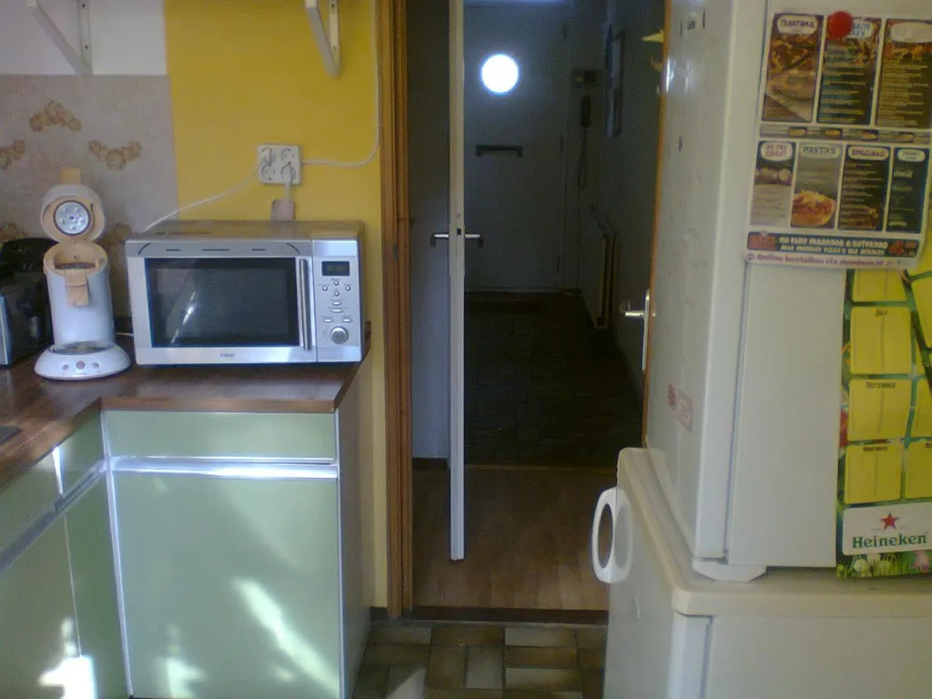 Cucina - Furnished Student Room with Kitchenette in De Heeg