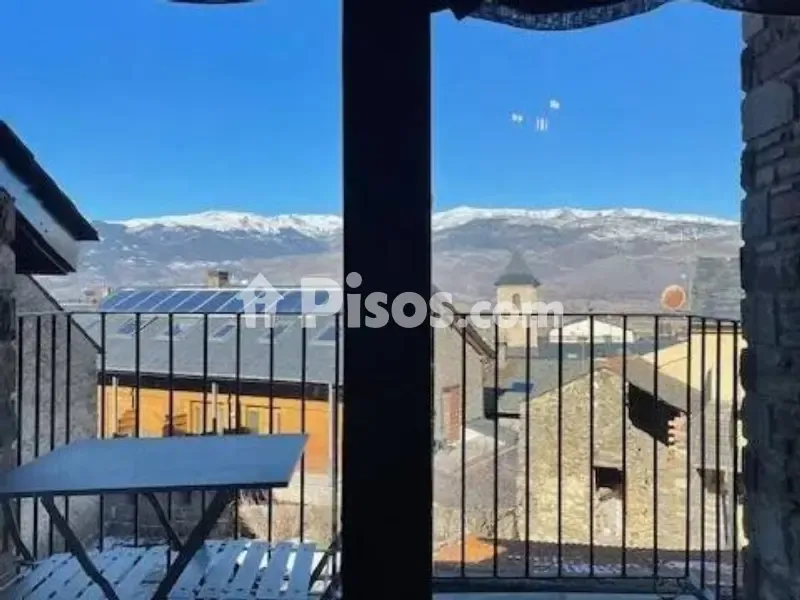 Rõdu - Penthouse with Mountain View in Alp