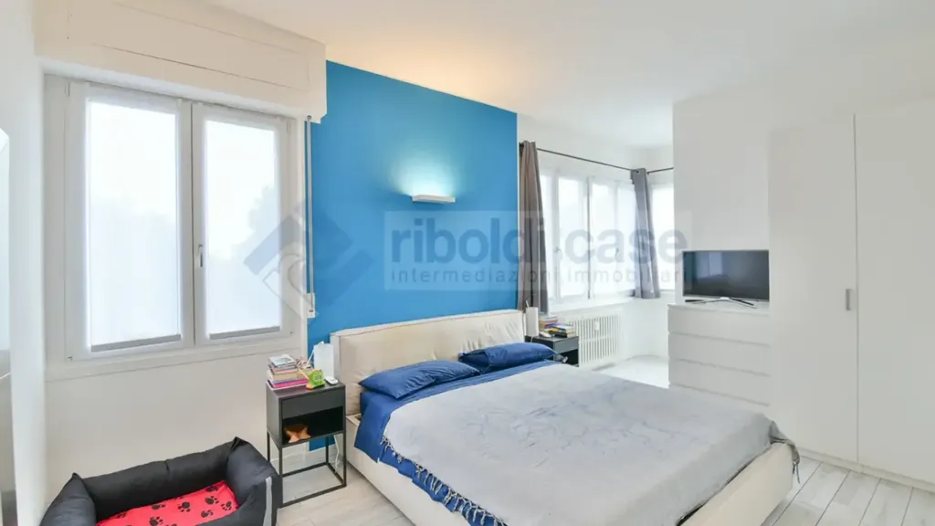 Chambres - Appartement 4 pièces à IT