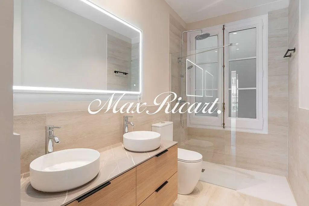 Salles de bain - Apartment with Balcony in La Dreta de l'Eixample