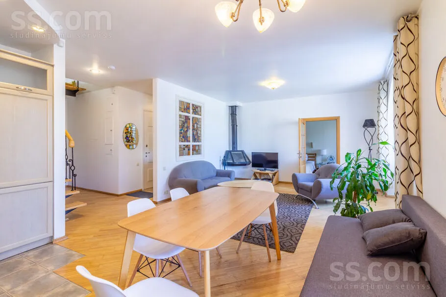 Elutuba - Two-Level Apartment in Old Riga