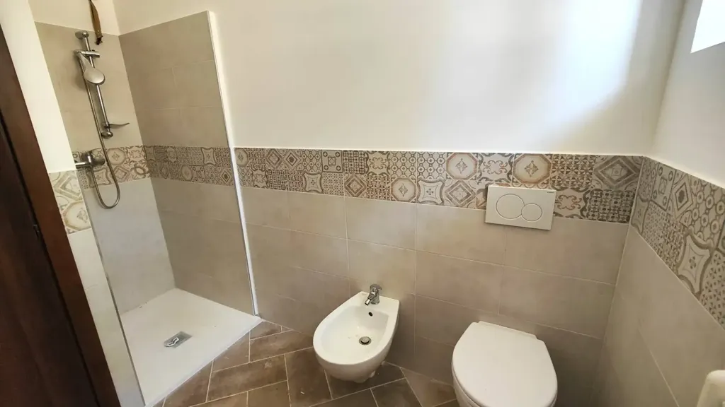 Salles de bain - Rustic House with Garden in Castignano