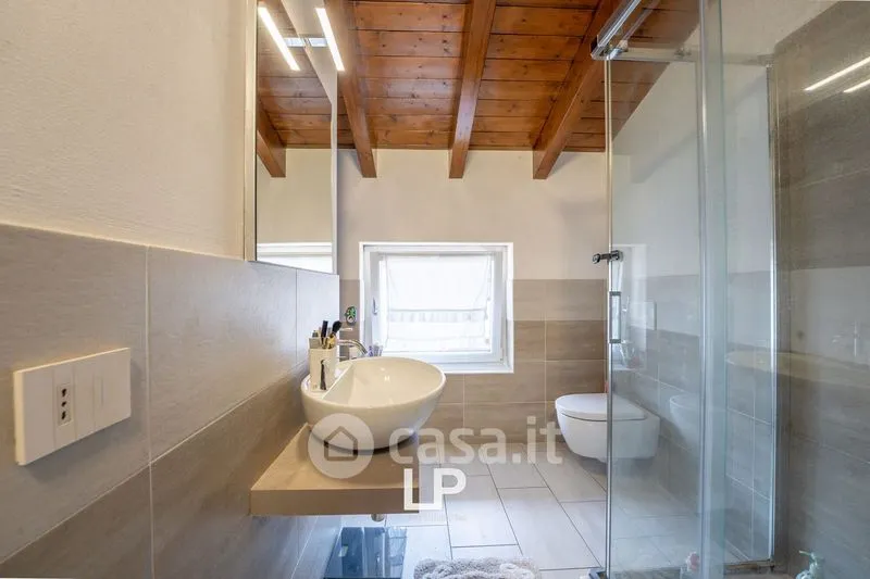 Salles de bain - Bifamiliar Villa with Pool in Sesto Calende