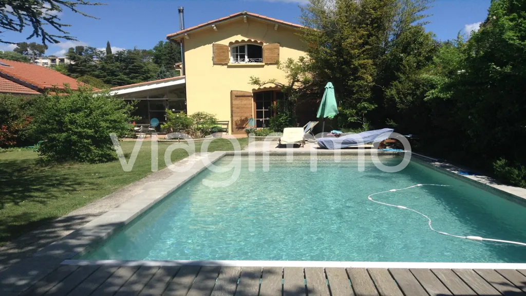 Piscine - Maison Provençale avec Piscine à Aix-en-Provence