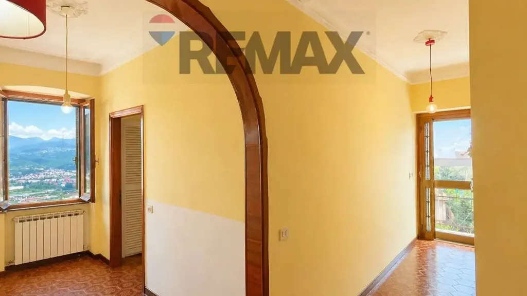Pièces - Panoramic Apartment with Garden in Vezzano Ligure