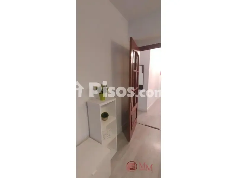 Hallway - Furnished Flat with Balcony in Ciudad Jardín