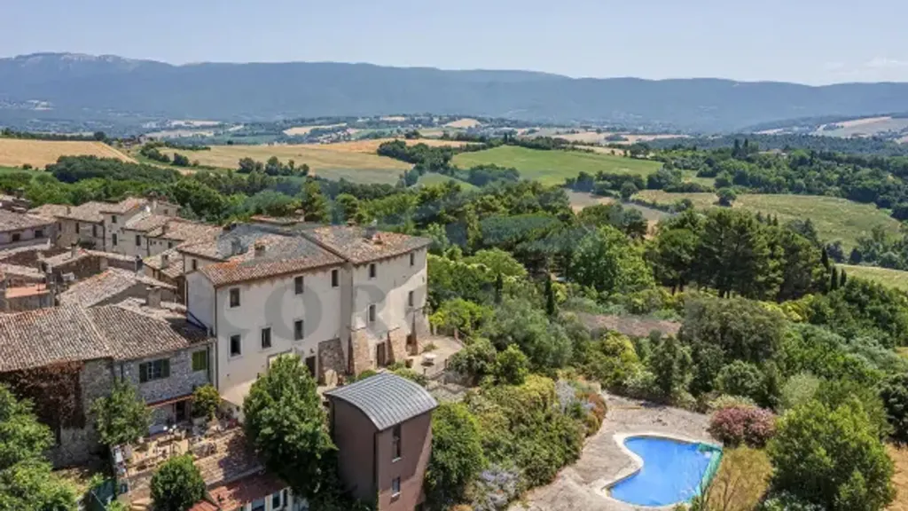 Õhuvaade - Renaissance Castle with Pool in Todi