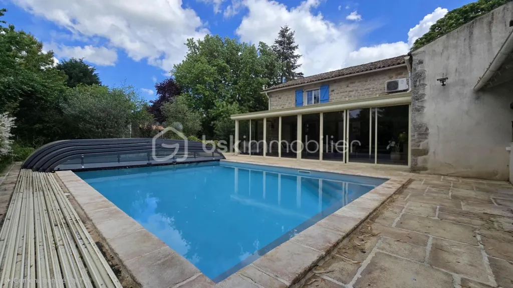Bassein - Longère with Pool in Vançais
