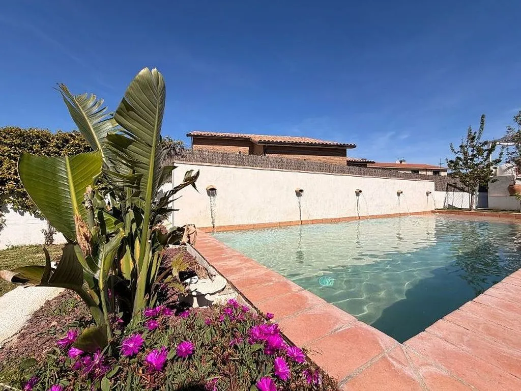 Piscina - Chalet with Pool in Vall-Llobrega