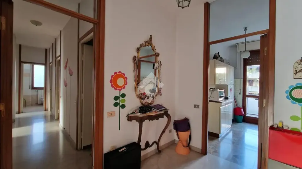 Entrée - Five-Bedroom Apartment with Balcony in Milan