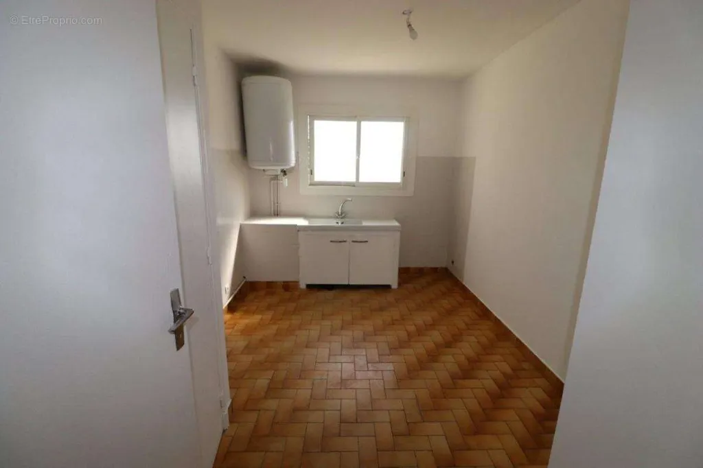 Toad - T3 Apartment with Garden View in Perpignan