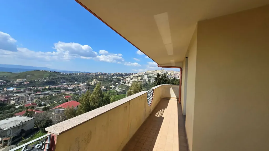 Balcon - Rustico with Terrace in Catanzaro