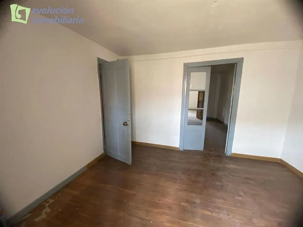 Toad - Central Flat with Balcony in Miranda de Ebro