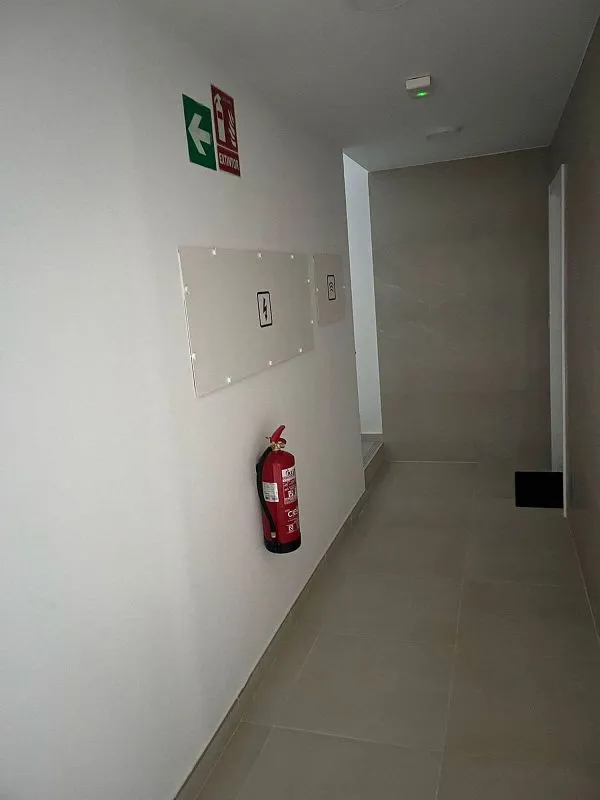 Esik - Penthouse with Pool in Estepona Centre