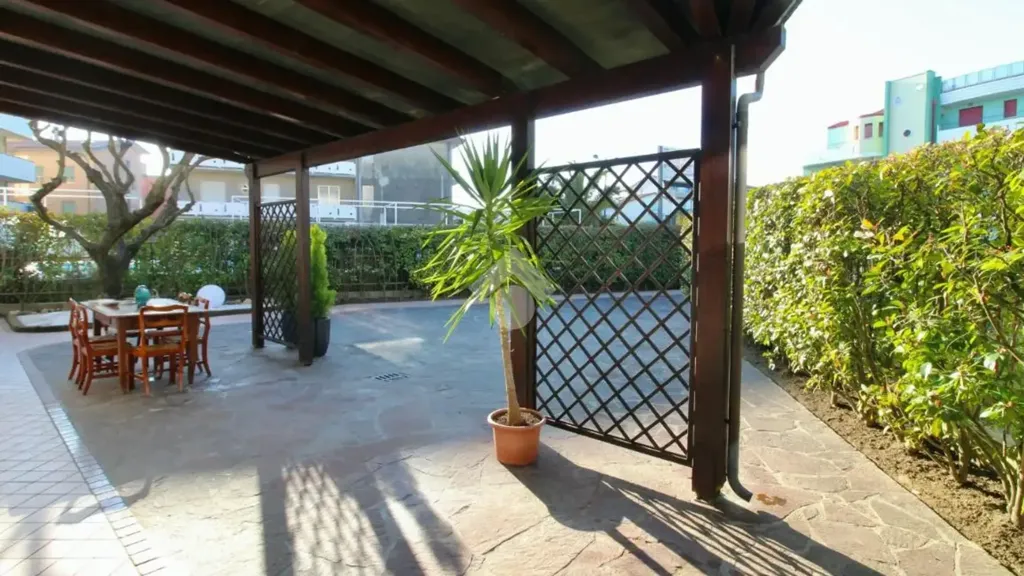Terrasse - Villa with Private Garden in Caorle