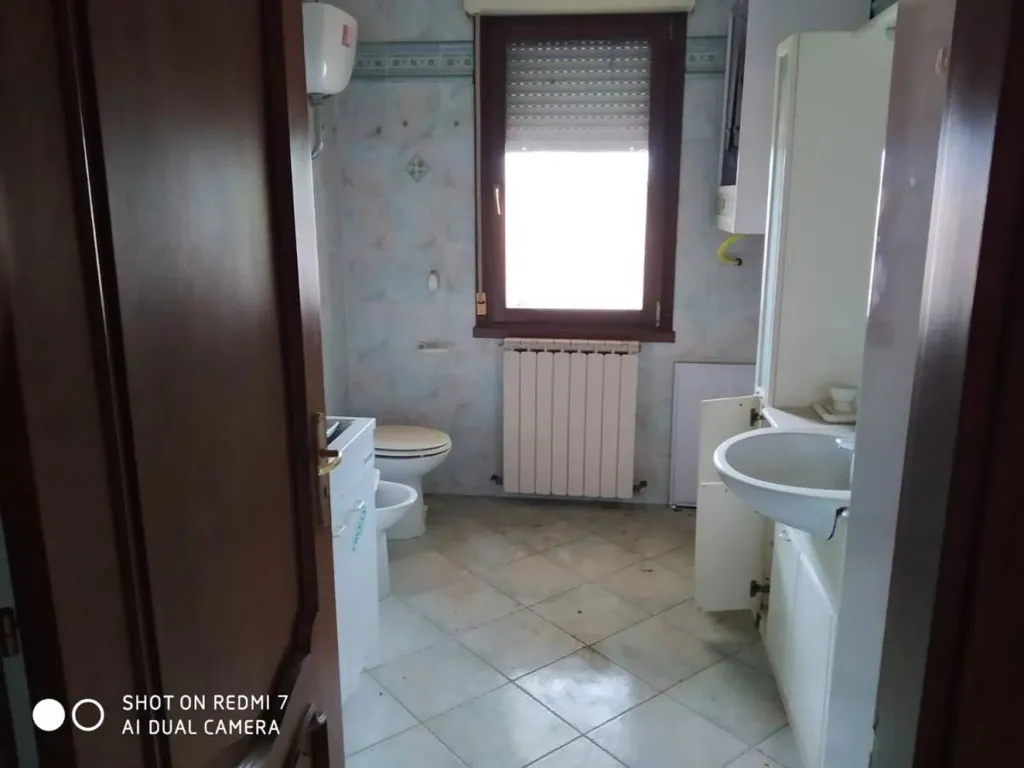 Salles de bain - Rustic Property with Land in San Cipriano d'Aversa