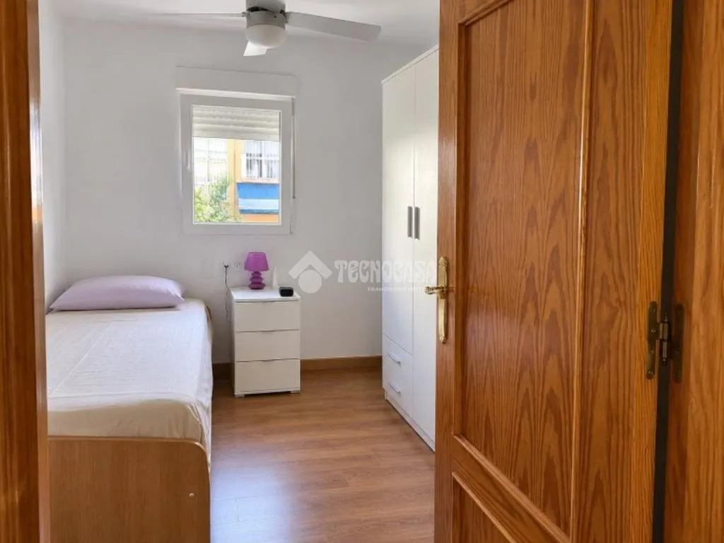 Magamistoad - Completely Renovated Flat with Balcony in Zaidín