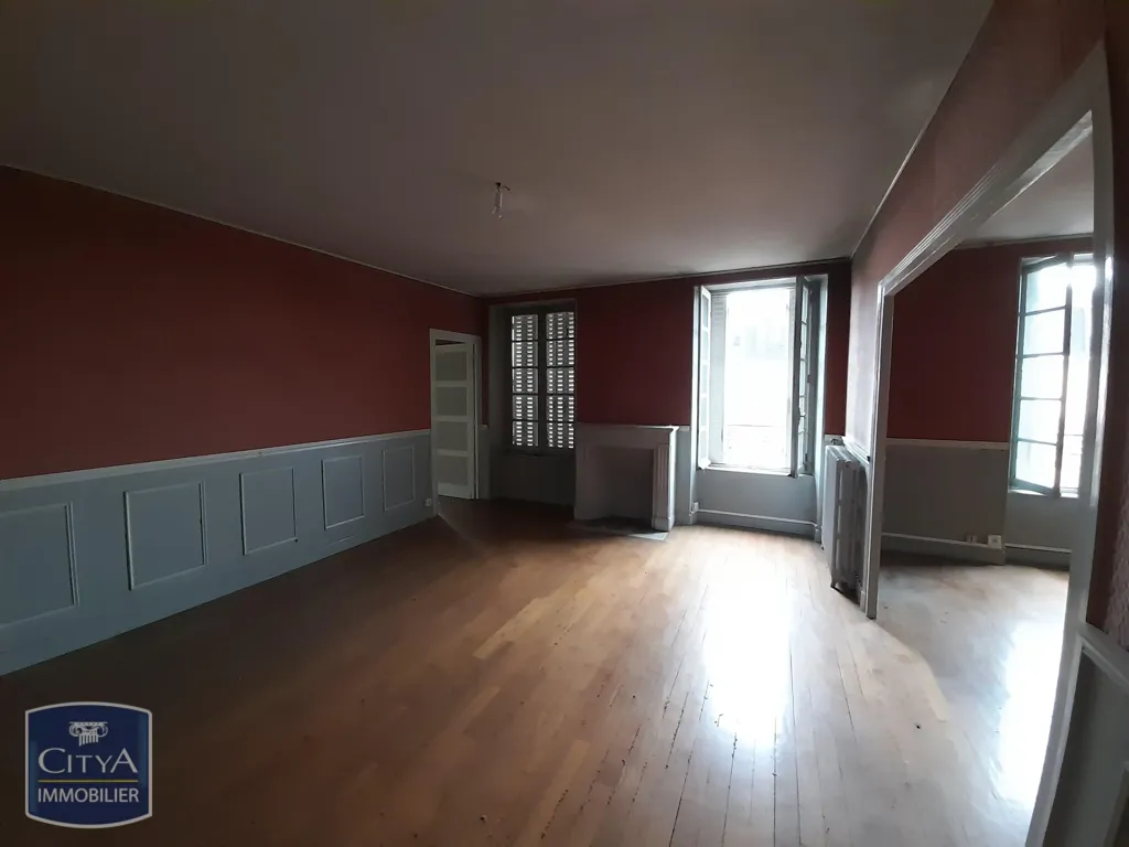 Elutuba - Spacious Apartment with Balcony in Le Creusot