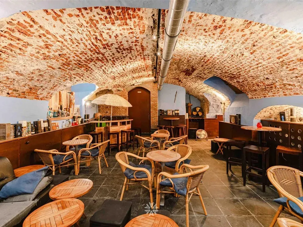 Pièces - Cocktailbar historique dans le centre de Gand