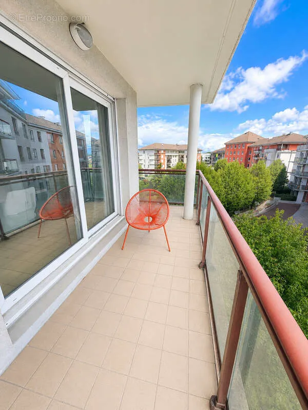 Rõdu - Type 3 Apartment with Balcony in Ville-la-Grand