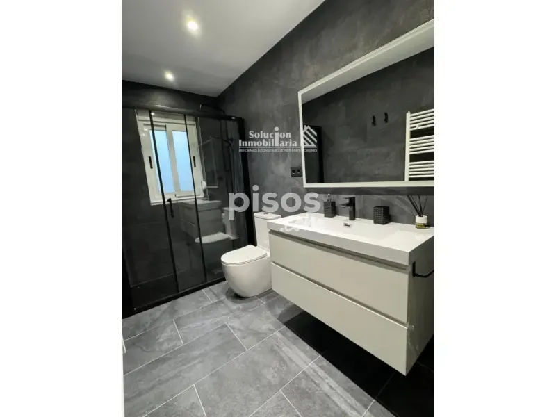 Vannitoad - Reformada Semi-Detached House in Bus Station Area