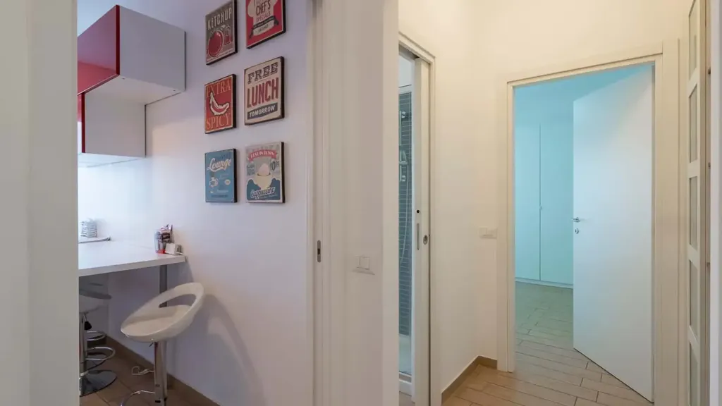 Chambres - Modern Studio with Metro Access in Milan