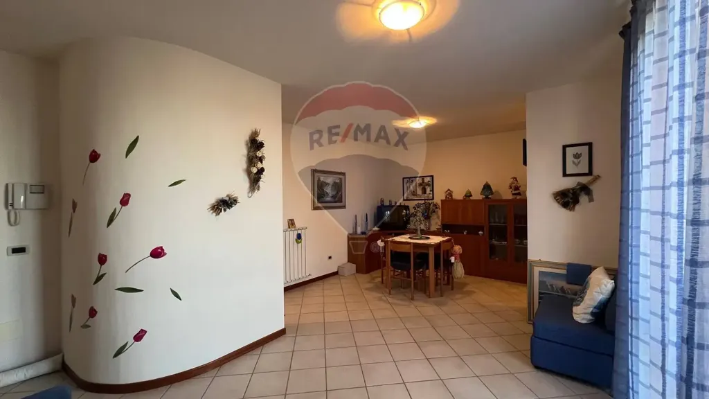 hallway_entrance