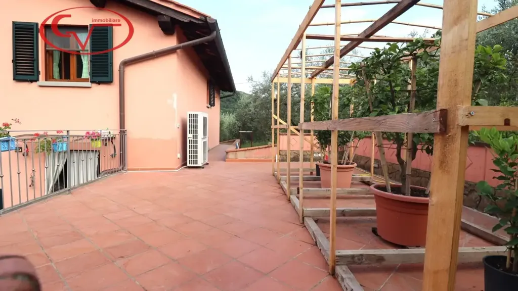 Terrass - Rustic Villa with Panoramic Views in Montevarchi