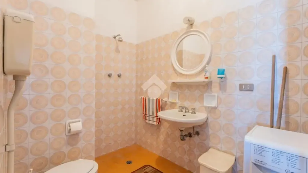 Salles de bain - Apartment with Balcony in Rimini
