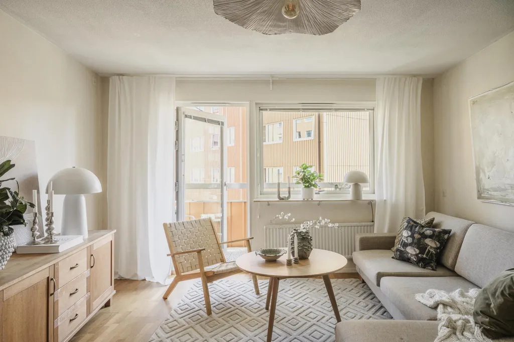 Living Room - Apartment with Balcony in Stampen, Gothenburg