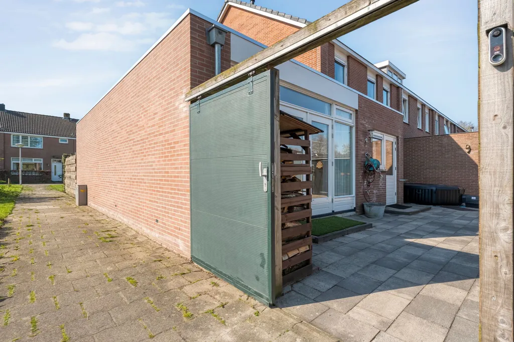 Välivaade - Spacious Corner House with Garden in Hoogeveen