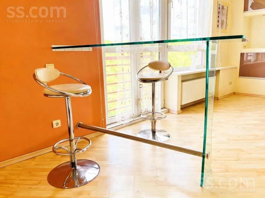 Cuisine - Modern 2-Bedroom Flat with Garden in Jugla, Riga