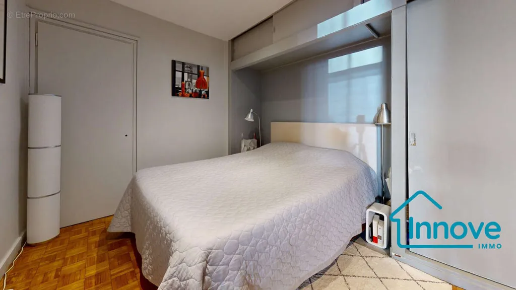 Chambres - Appartement avec Ascenseur et Parking à Versailles