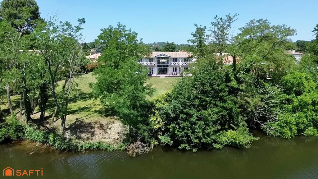 Maison 8 pièces à Villeneuve-sur-Lot