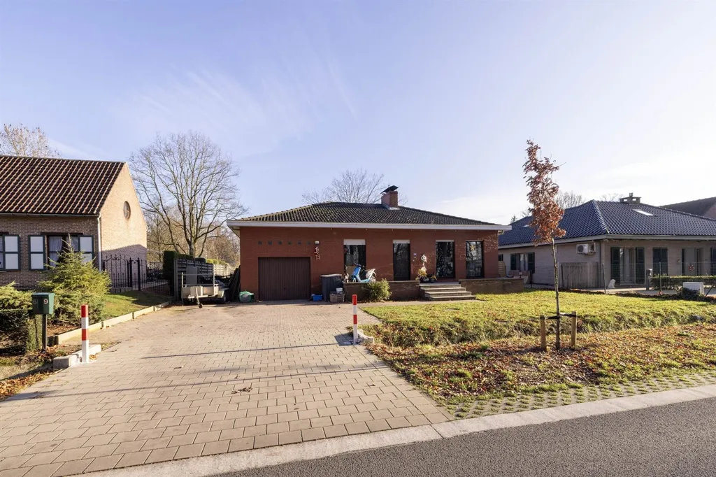 Extérieur - Maison à Renover avec Garage à Malle