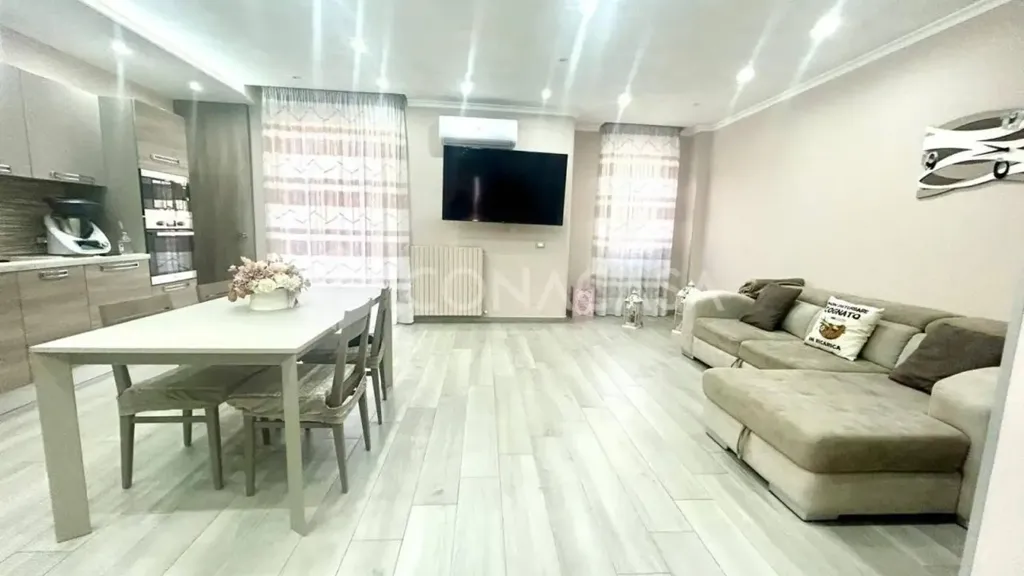 Elutuba - Rear-Facing Apartment with Box in San Severo