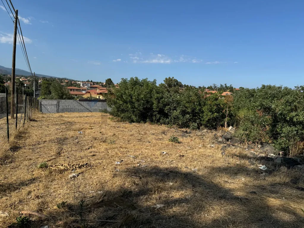 Jardin - Plaza Land with Etna View in Mascalucia