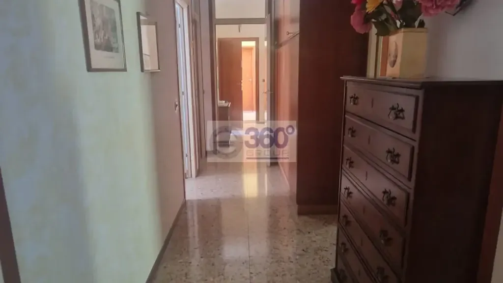 Entrée - Quadruplex Apartment with Garden View in Brescia