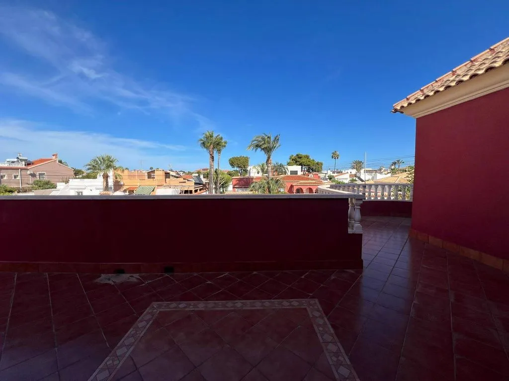 Terrasse - Luxury Villa with Pool in Torrevieja