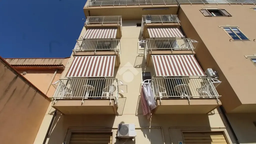 Exterior - Apartment with Garage in Villa San Giovanni