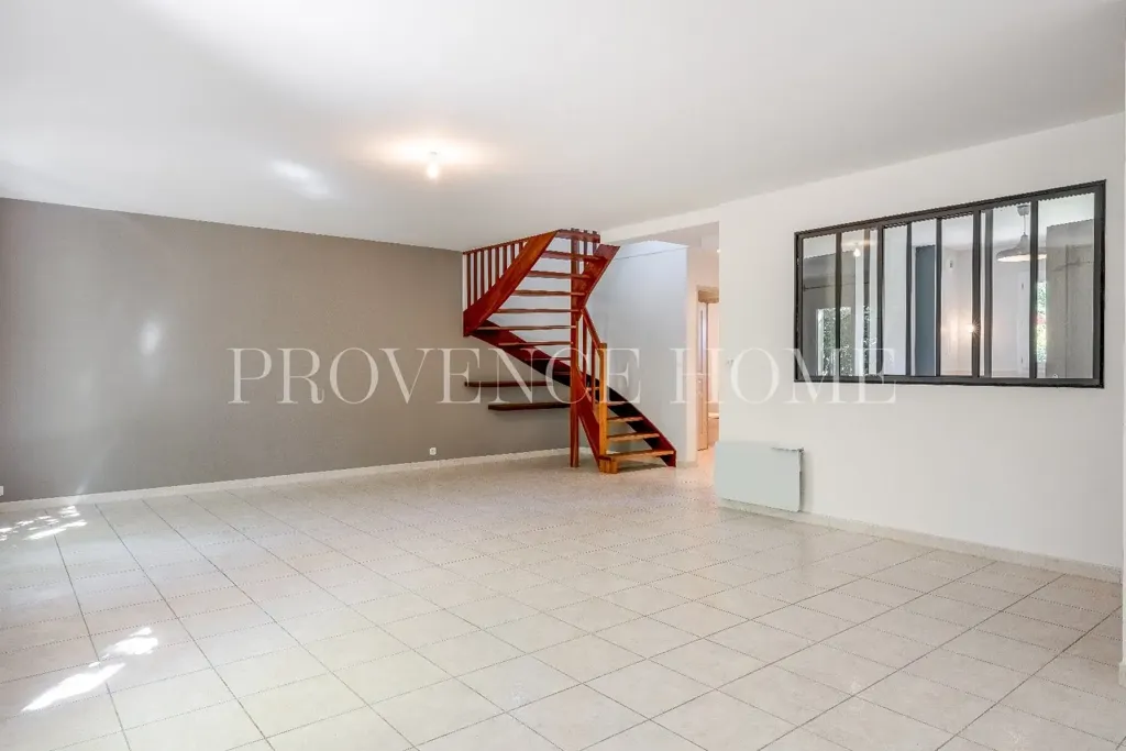 Living Room - Charming 4-Piece House with Pool in Lagnes
