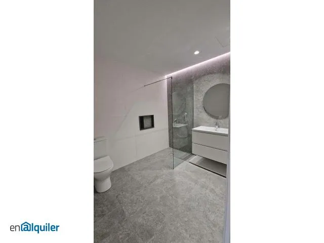 Salles de bain - Newly Finished Flat with A/C in Vinalesa