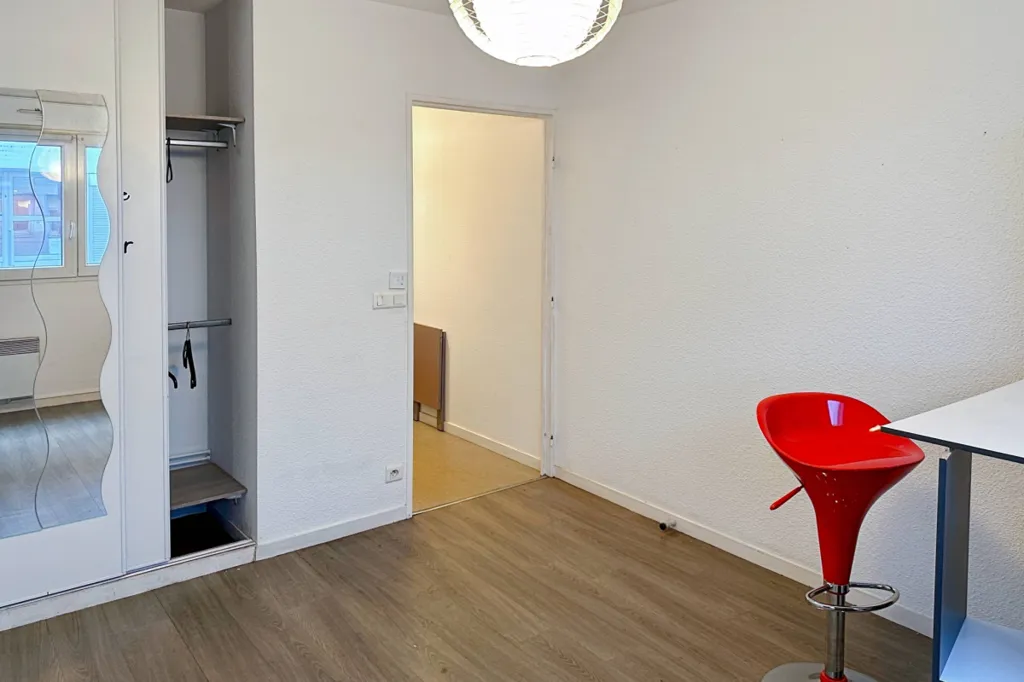 Magamistoad - Studio with Parking in Bordeaux Centre